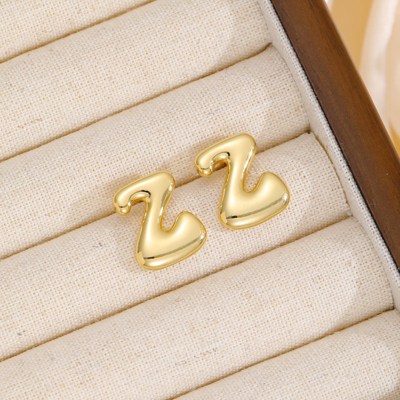Initial Earrings "Luxe Bubble"