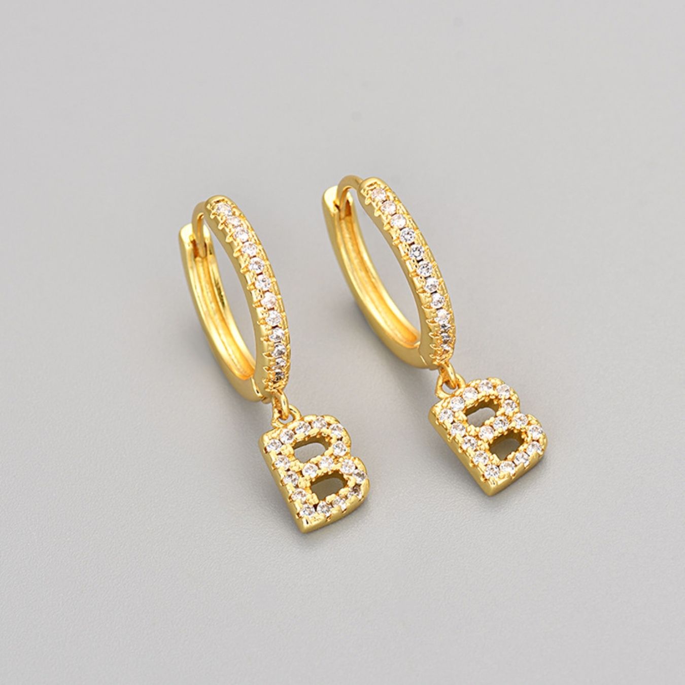 RICCARDI - BOUCLES D'OREILLES "Crystal Letter"