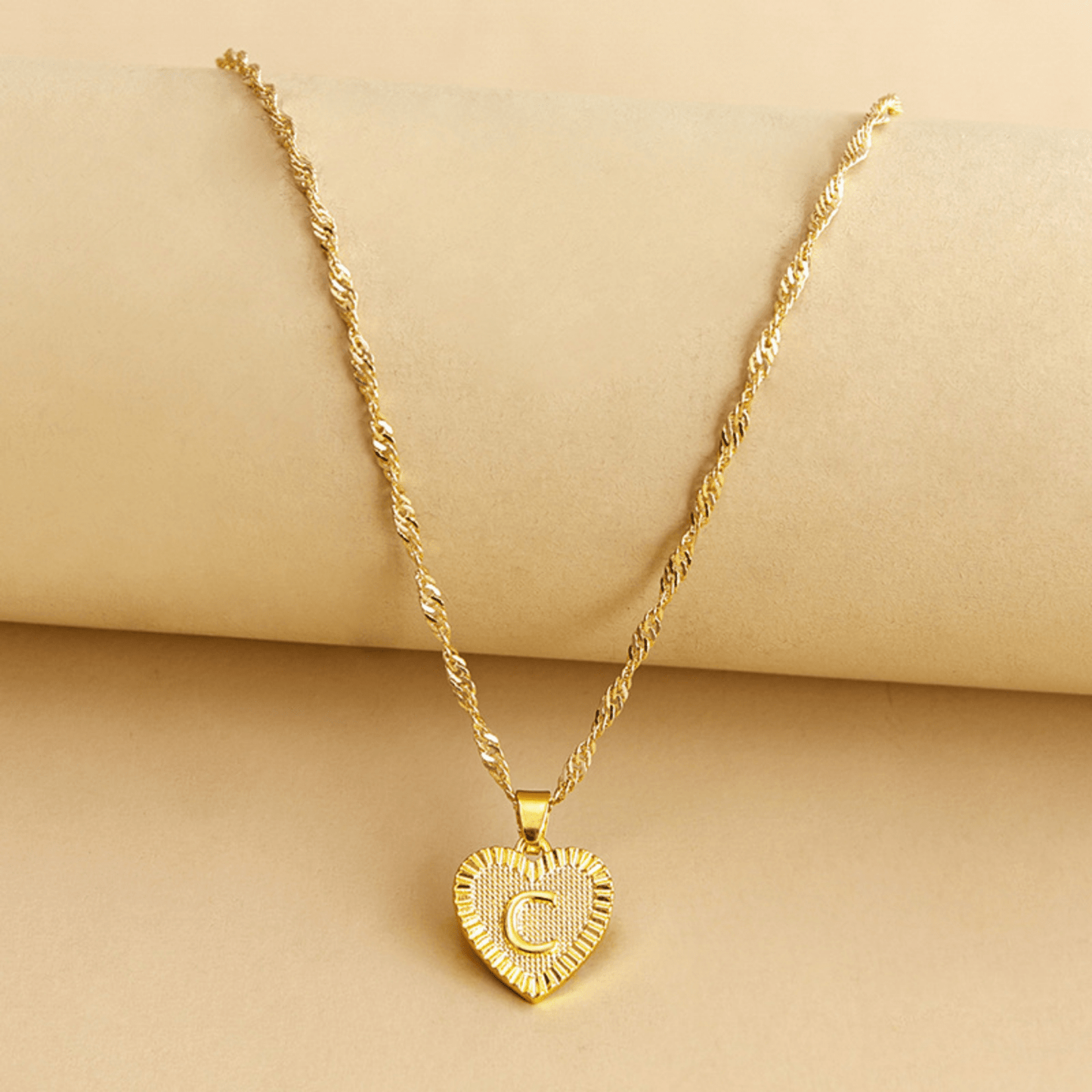 RICCARDI - COLLIER "Golden Love Initial" - Riccardi