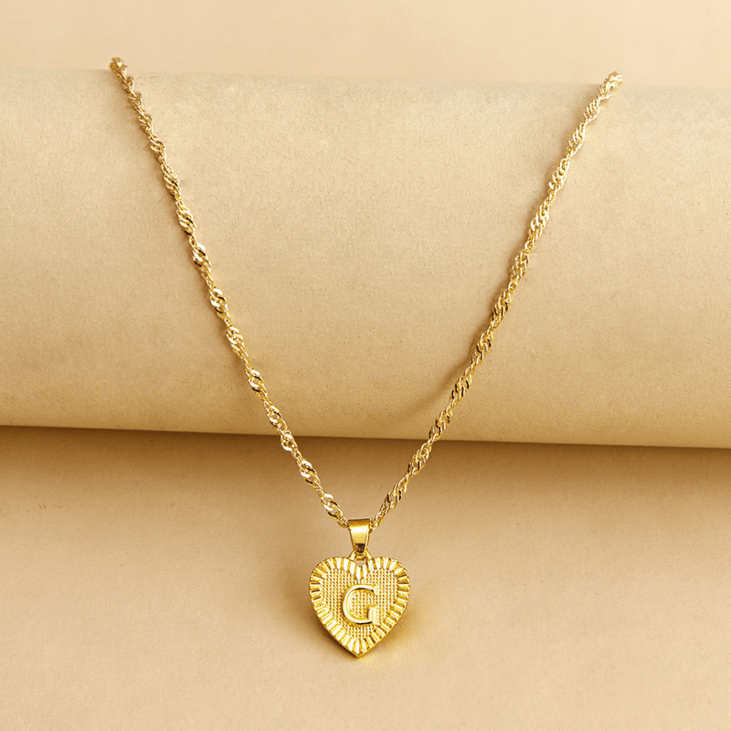 RICCARDI - COLLIER "Golden Love Initial" - Riccardi