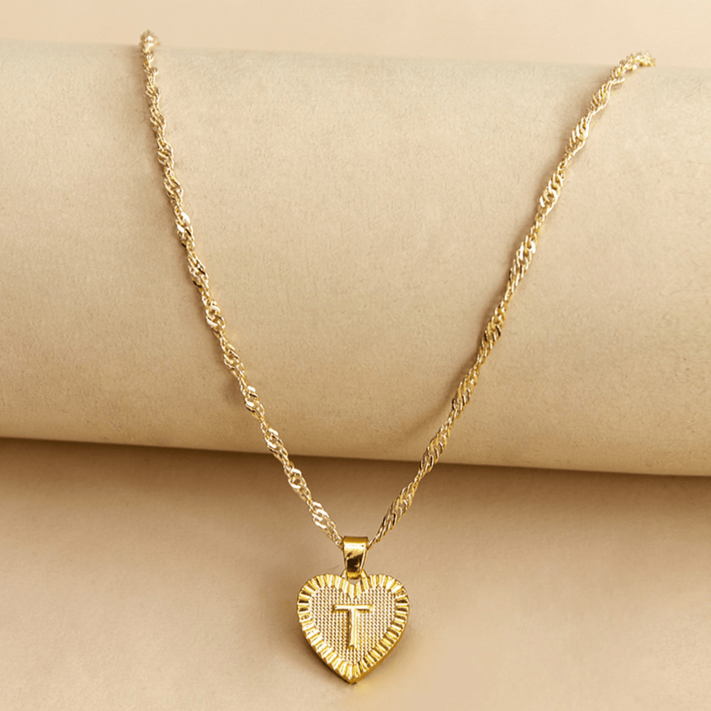 RICCARDI - COLLIER "Golden Love Initial" - Riccardi