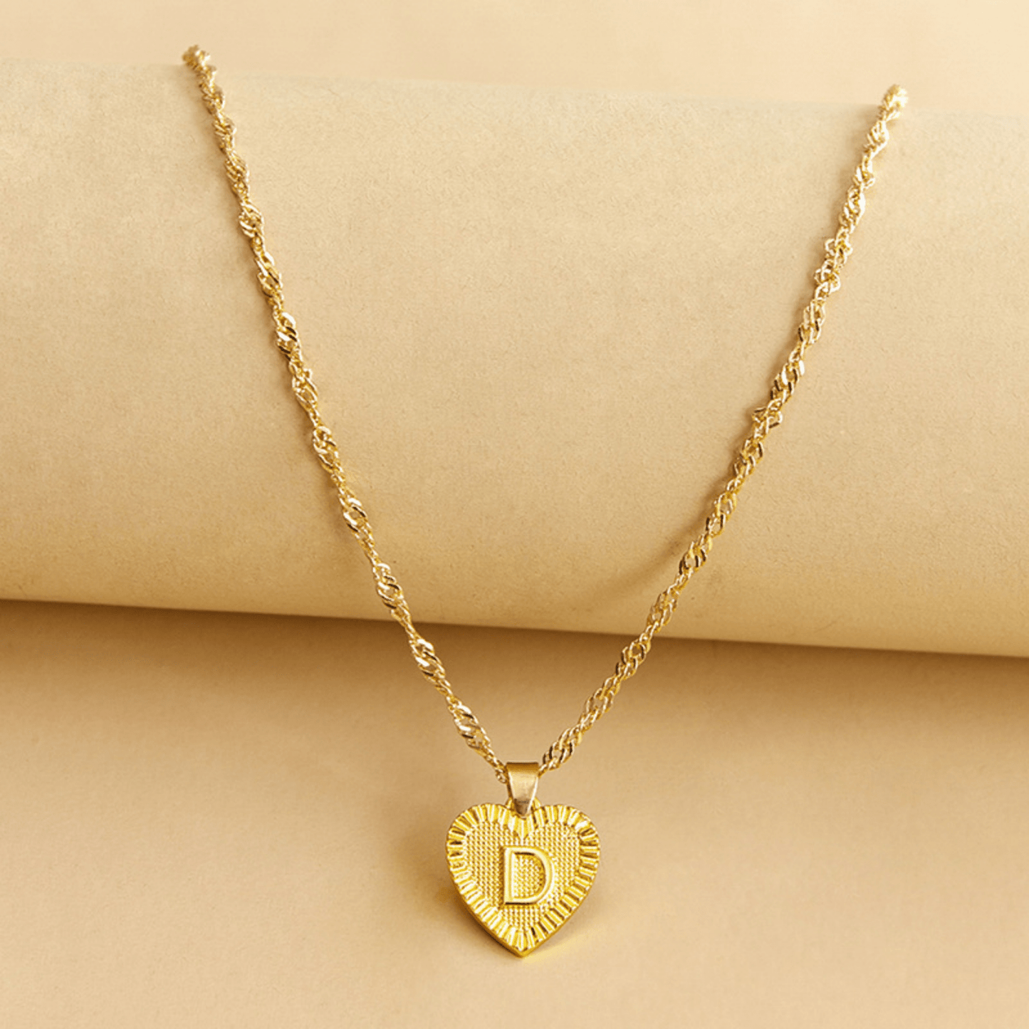 RICCARDI - COLLIER "Golden Love Initial" - Riccardi
