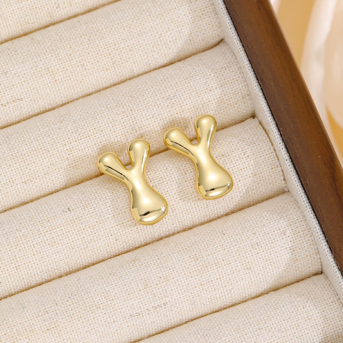Initial Earrings "Luxe Bubble"