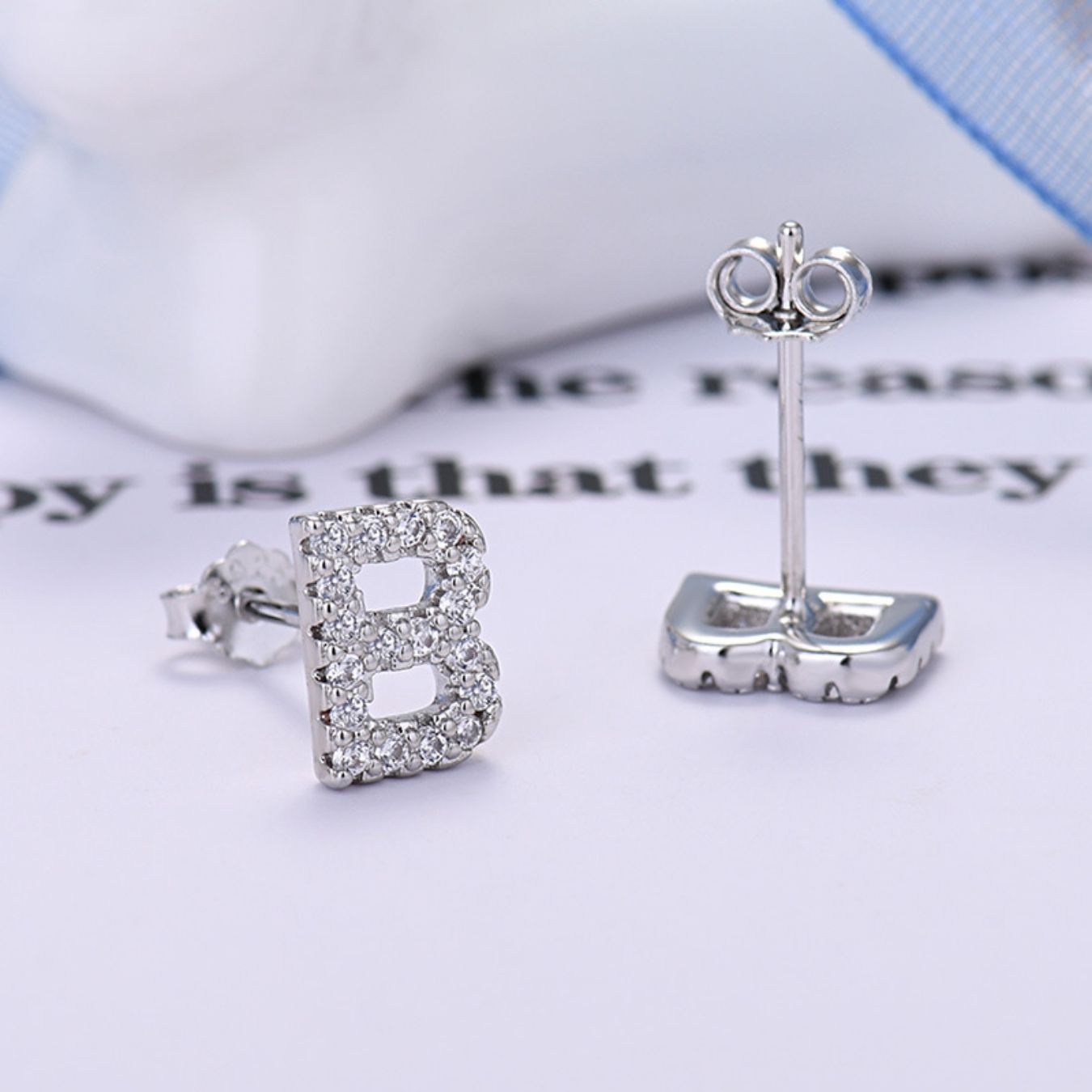 RICCARDI - BOUCLES D'OREILLES "Golden Identity"
