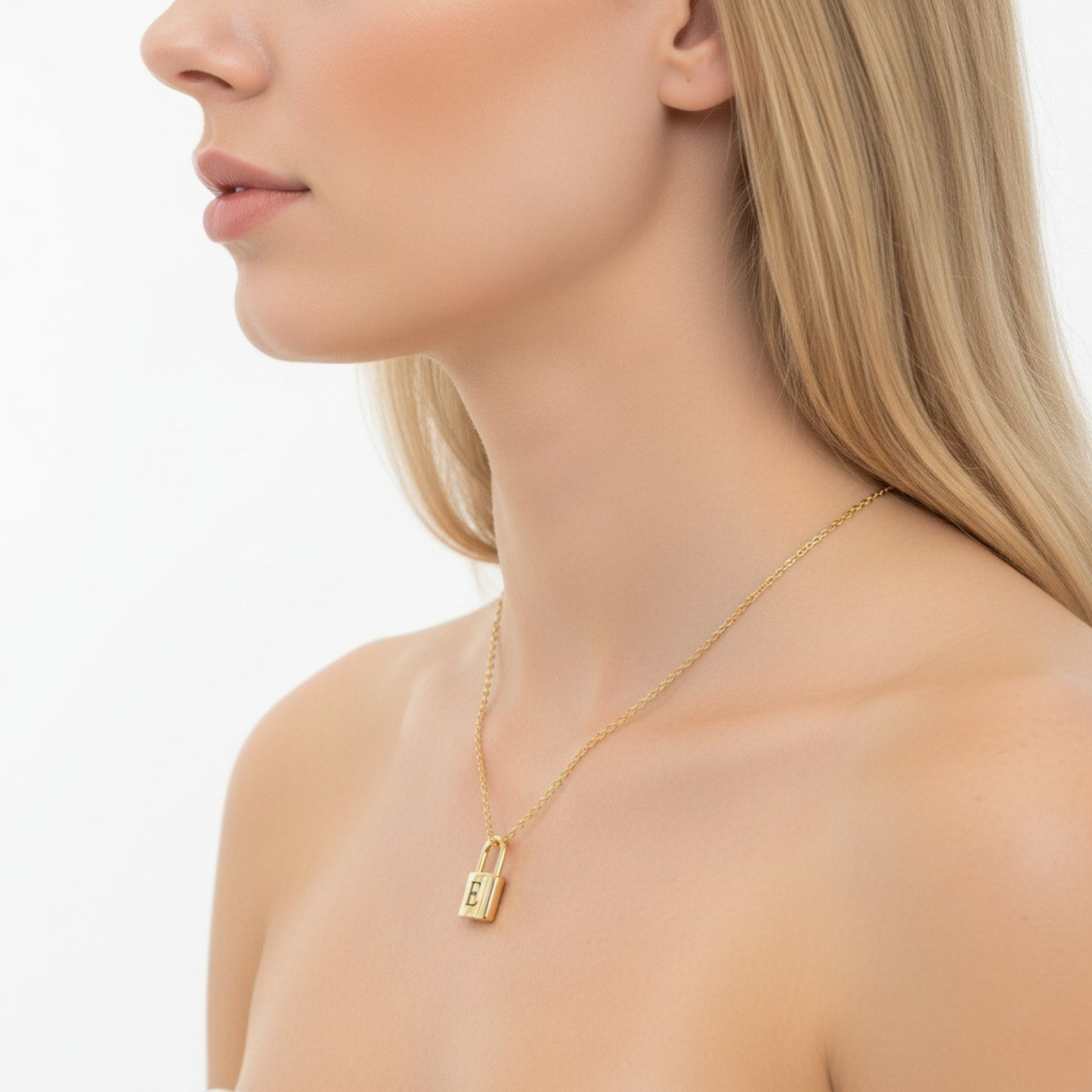 Initial Necklace "Gold Lock"