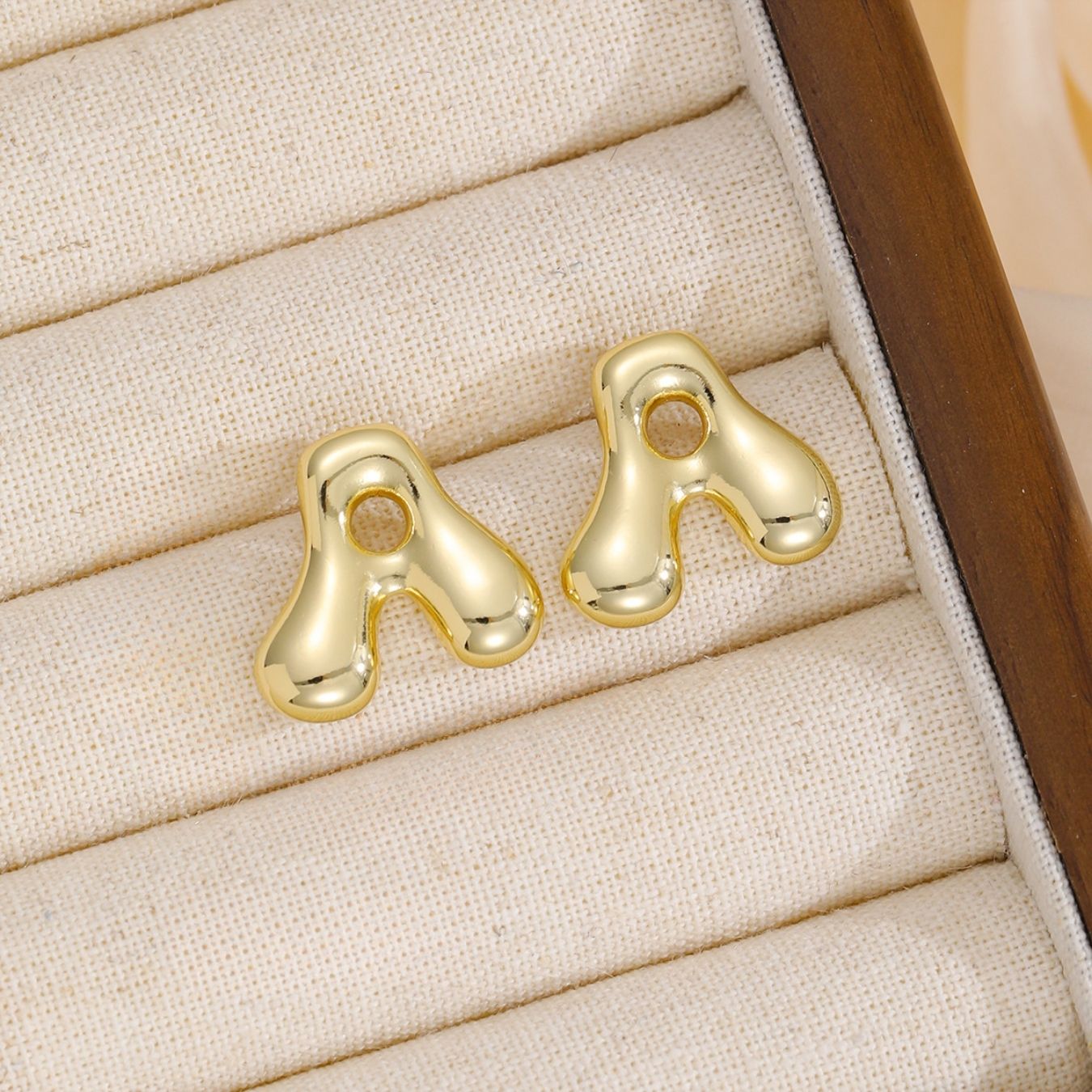 Initial Earrings "Luxe Bubble"