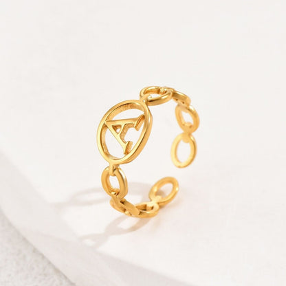 Adjustable Initial Ring "Linked Circle"