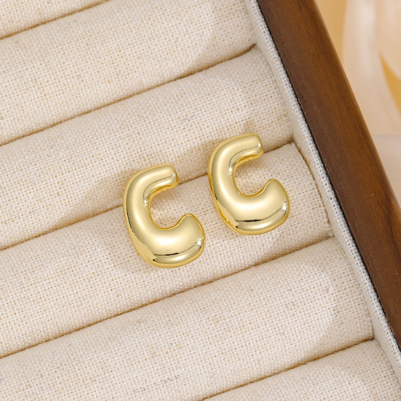 Initial Earrings "Luxe Bubble"