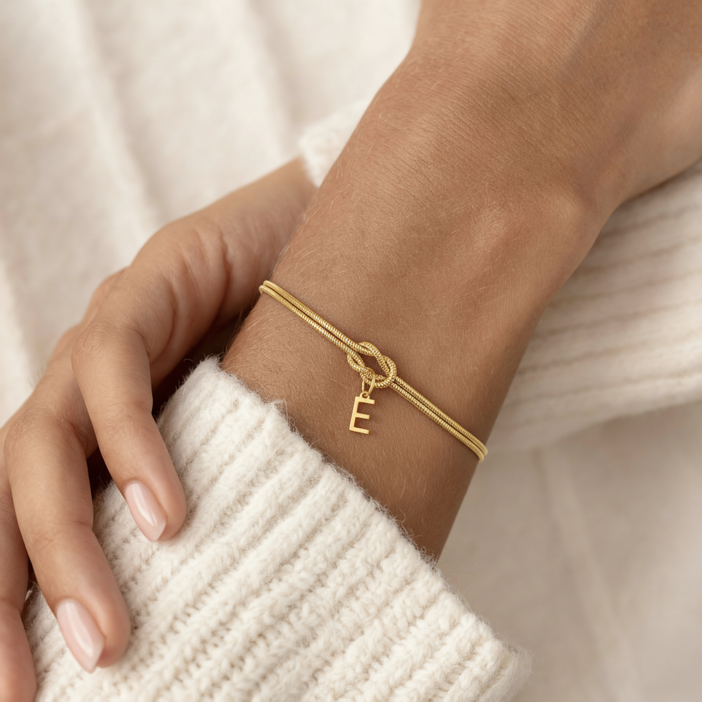 Initial Bracelet "Knot"