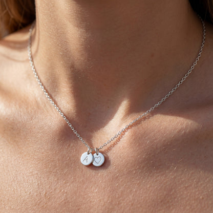 Initial Necklace “Initial disc”