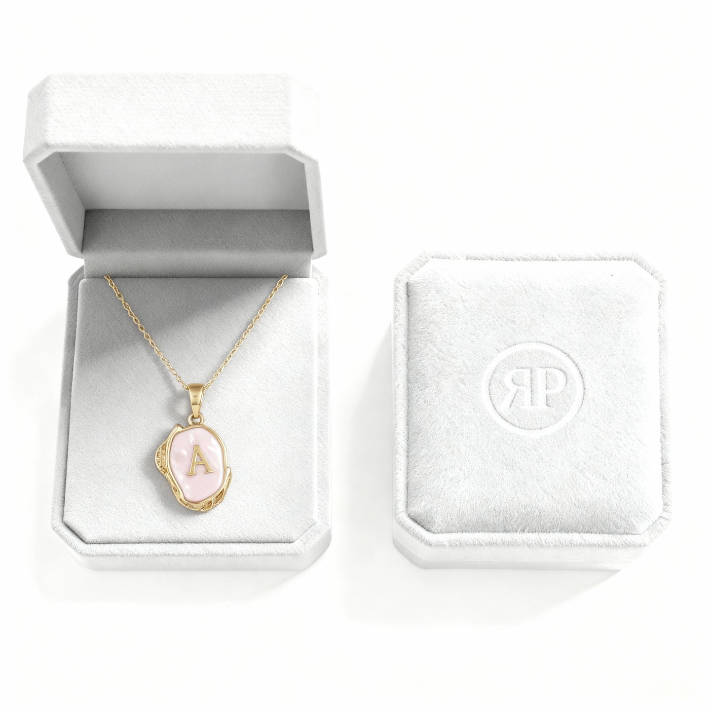 Initial Necklace "Noble"