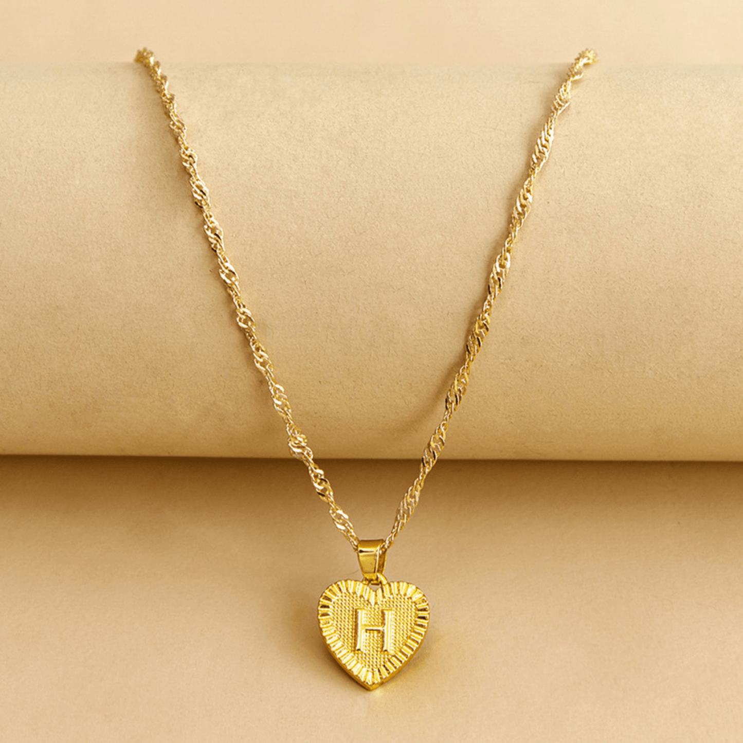 RICCARDI - COLLIER "Golden Love Initial" - Riccardi