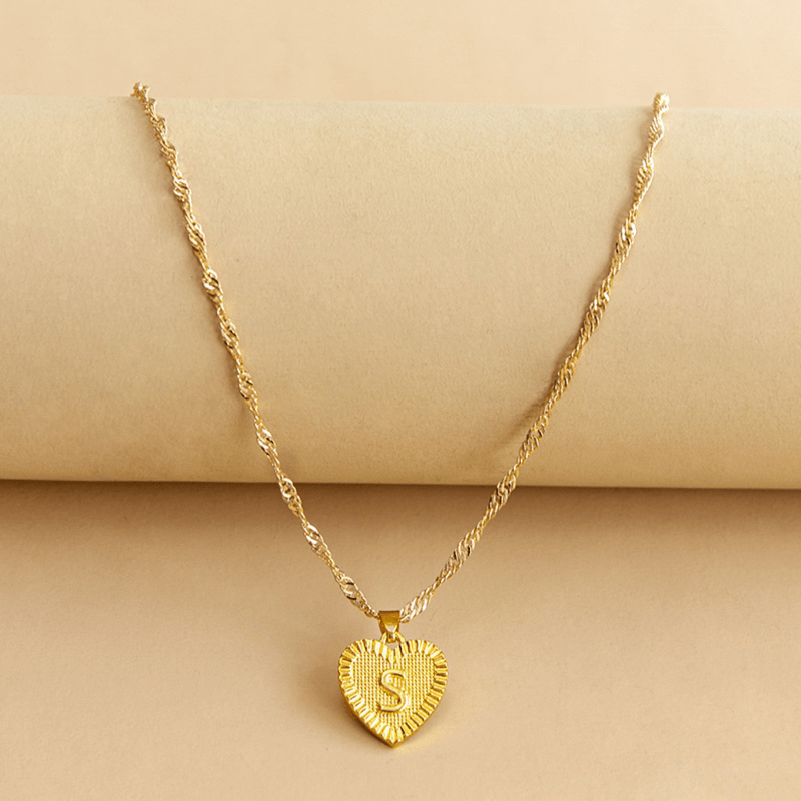 RICCARDI - COLLIER "Golden Love Initial" - Riccardi